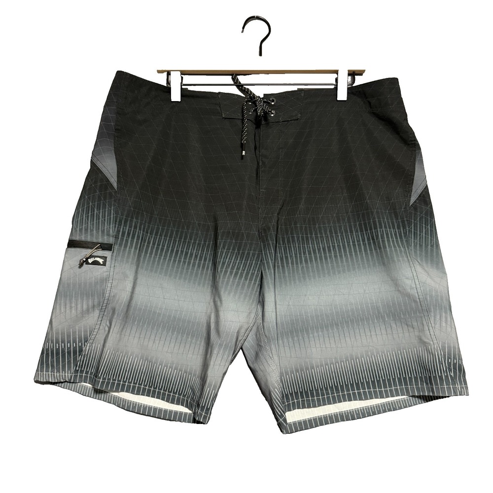 Billabong Fluid Pro Board Shorts Mens Size 38 Black Gray Ombre Surf Core Beachy